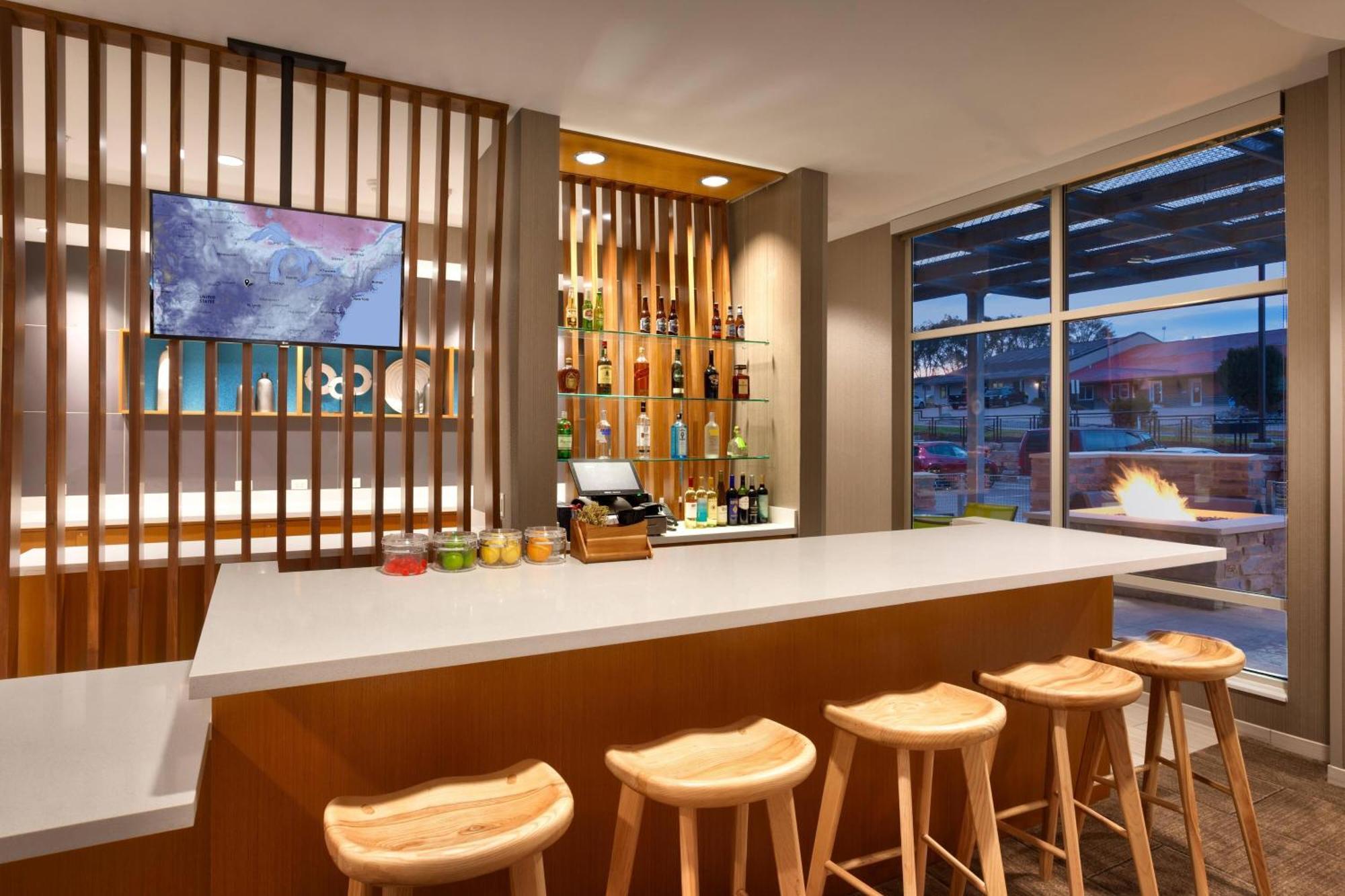 Springhill Suites By Marriott Coralville Ngoại thất bức ảnh