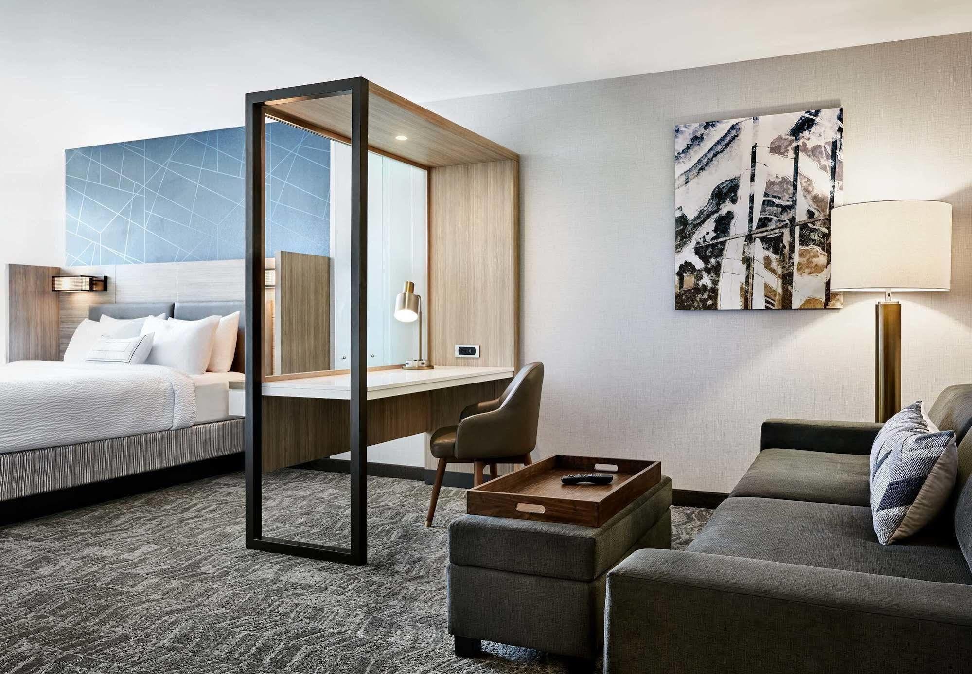 Springhill Suites By Marriott Coralville Ngoại thất bức ảnh